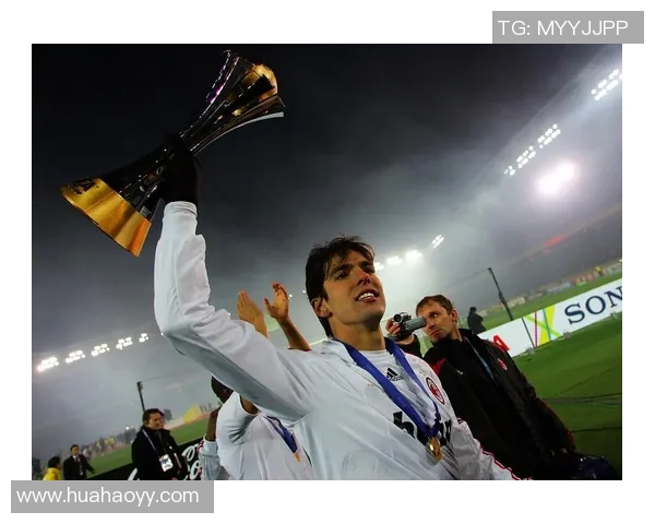 你在球场上的表现让人想起哪个足球明星的风采与魅力