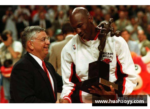 NBA总冠军奖杯价格揭秘：篮球荣誉背后的市值秘密